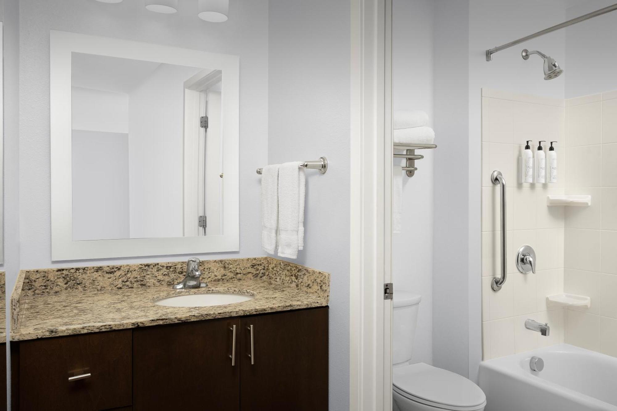 Towneplace Suites By Marriott Goldsboro Bagian luar foto