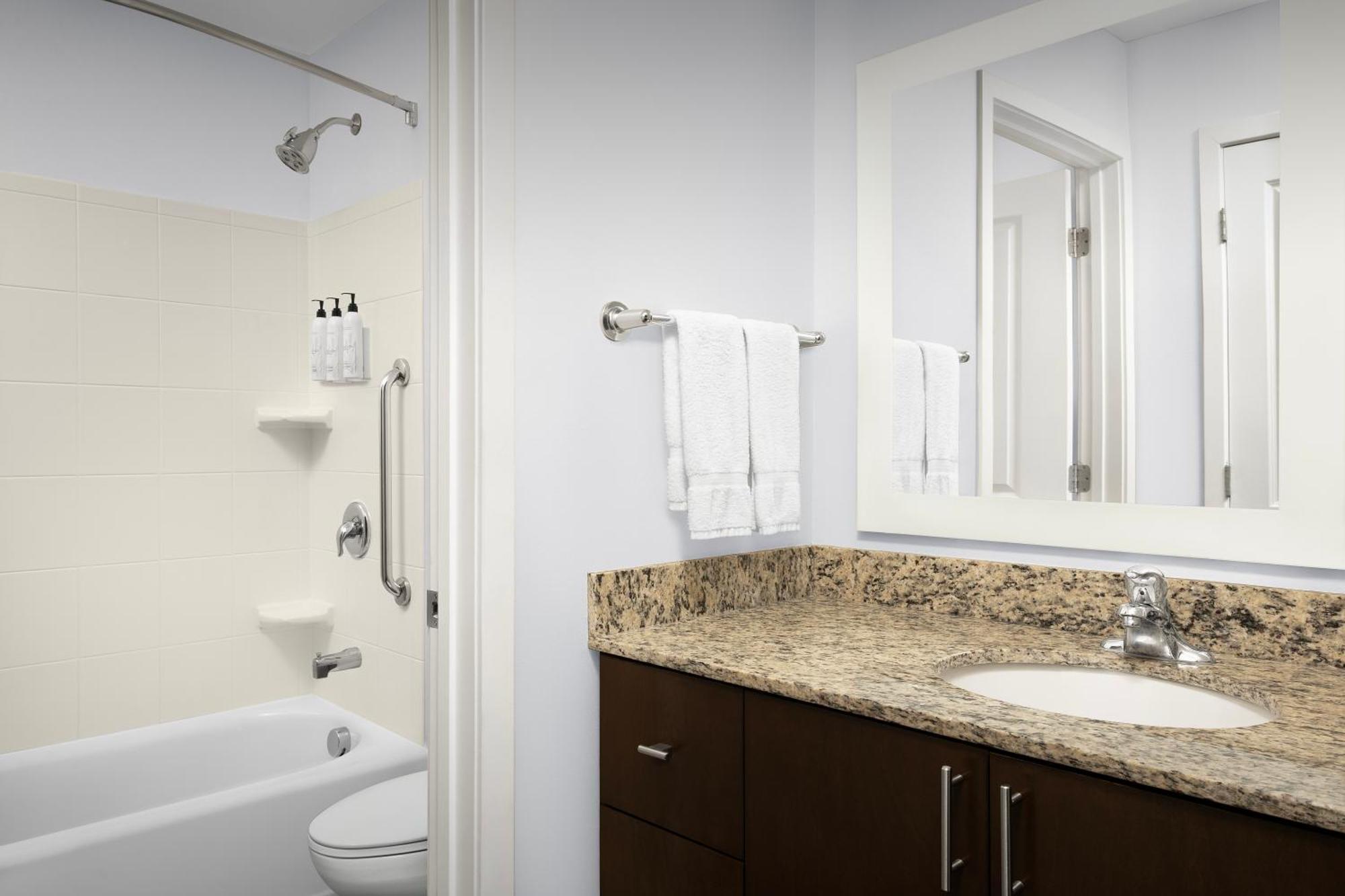 Towneplace Suites By Marriott Goldsboro Bagian luar foto