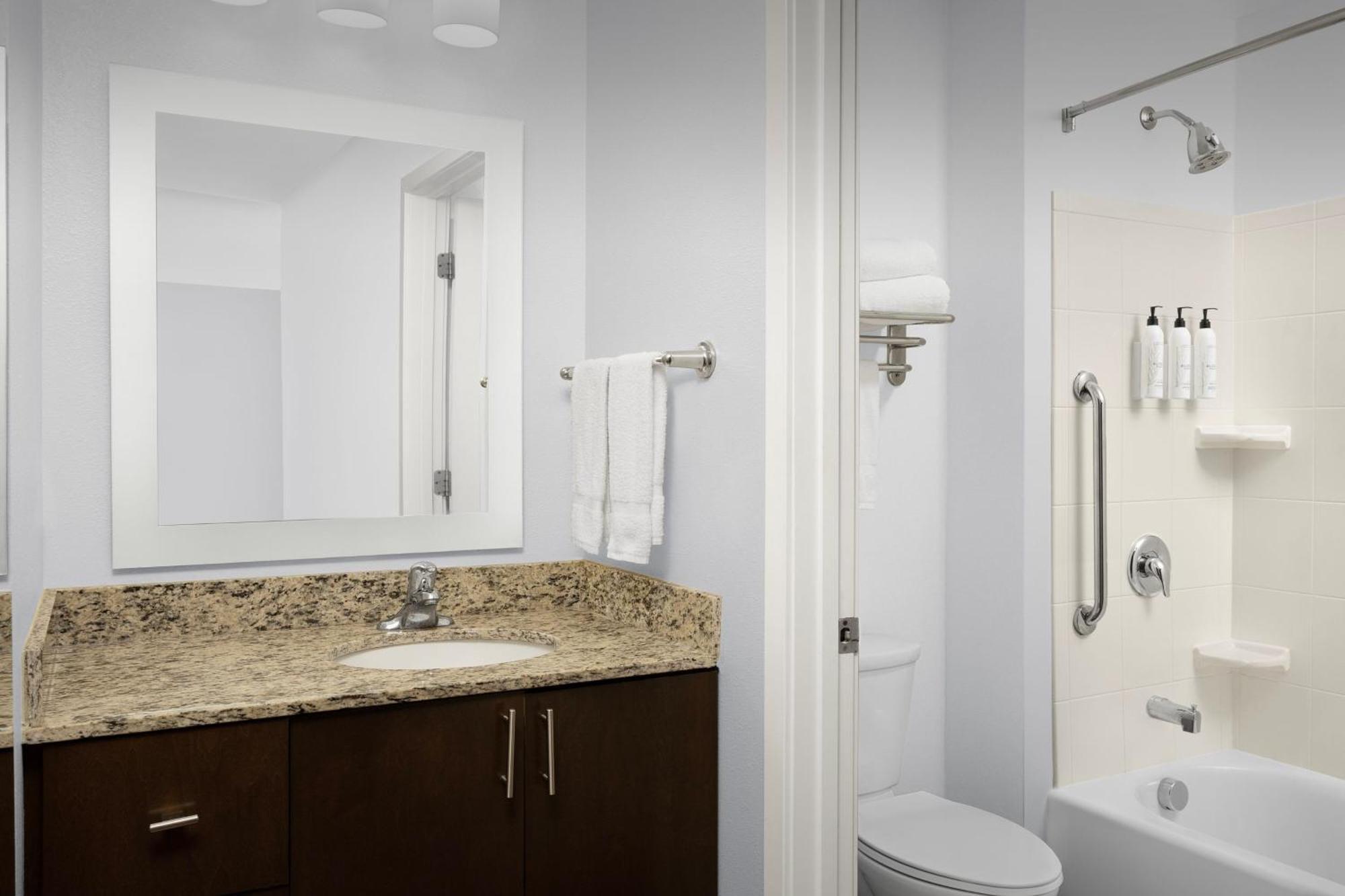 Towneplace Suites By Marriott Goldsboro Bagian luar foto