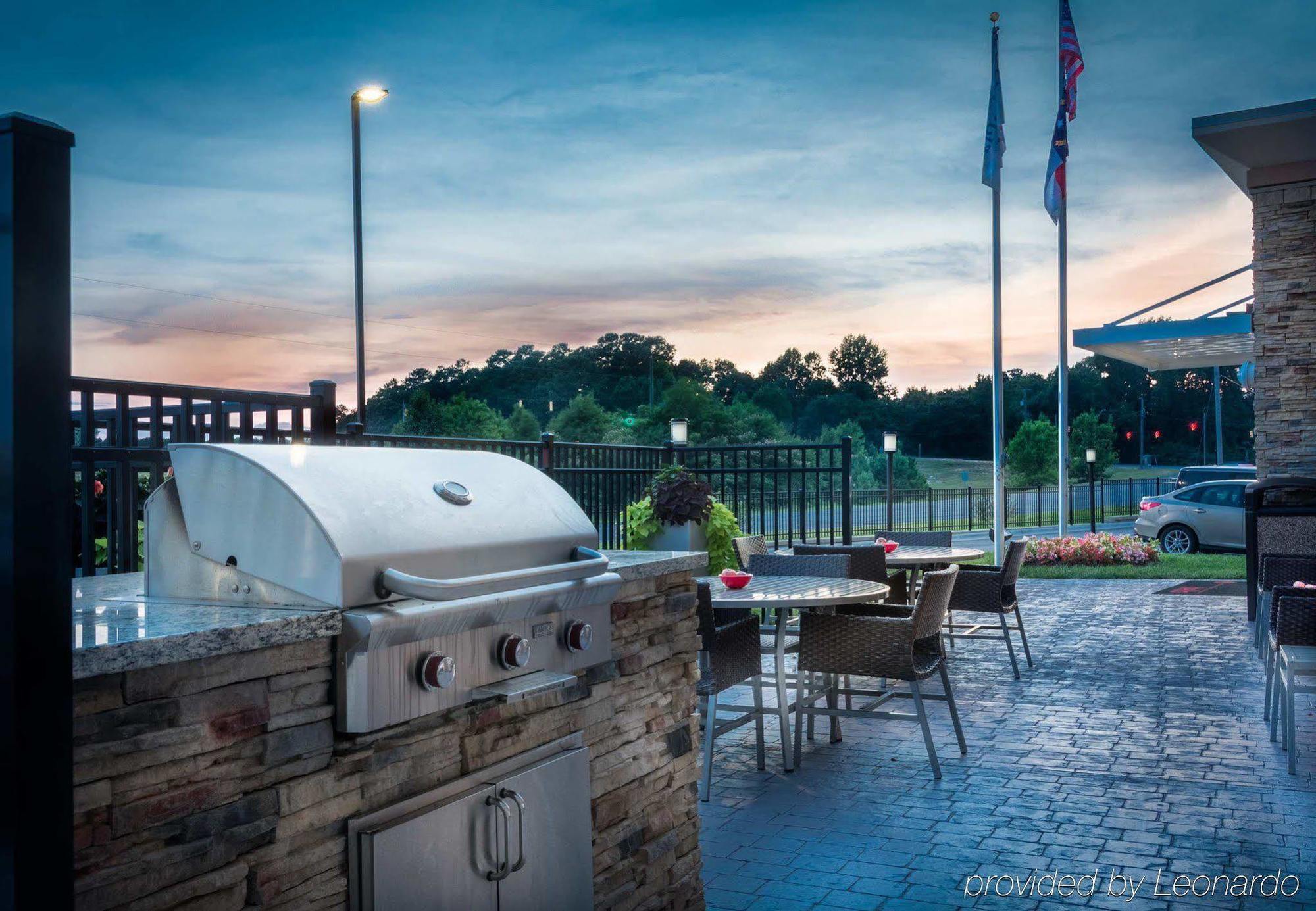 Towneplace Suites By Marriott Goldsboro Bagian luar foto